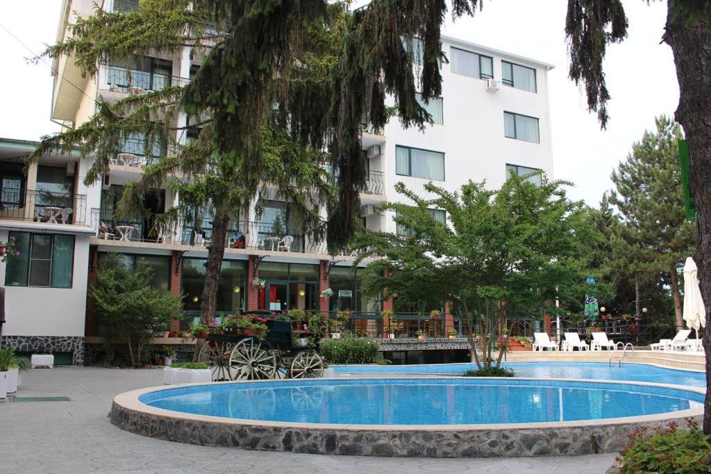 Park Briz 3*