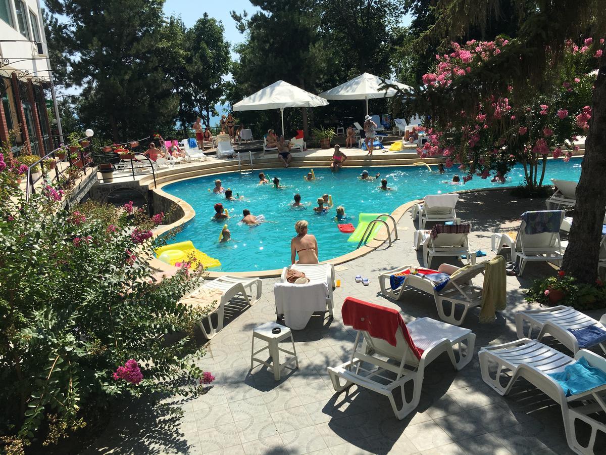 Hotel Park Briz 3*